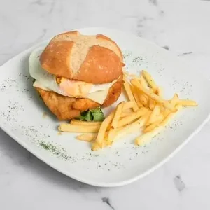 Burger Especial de Pollo con Huevo